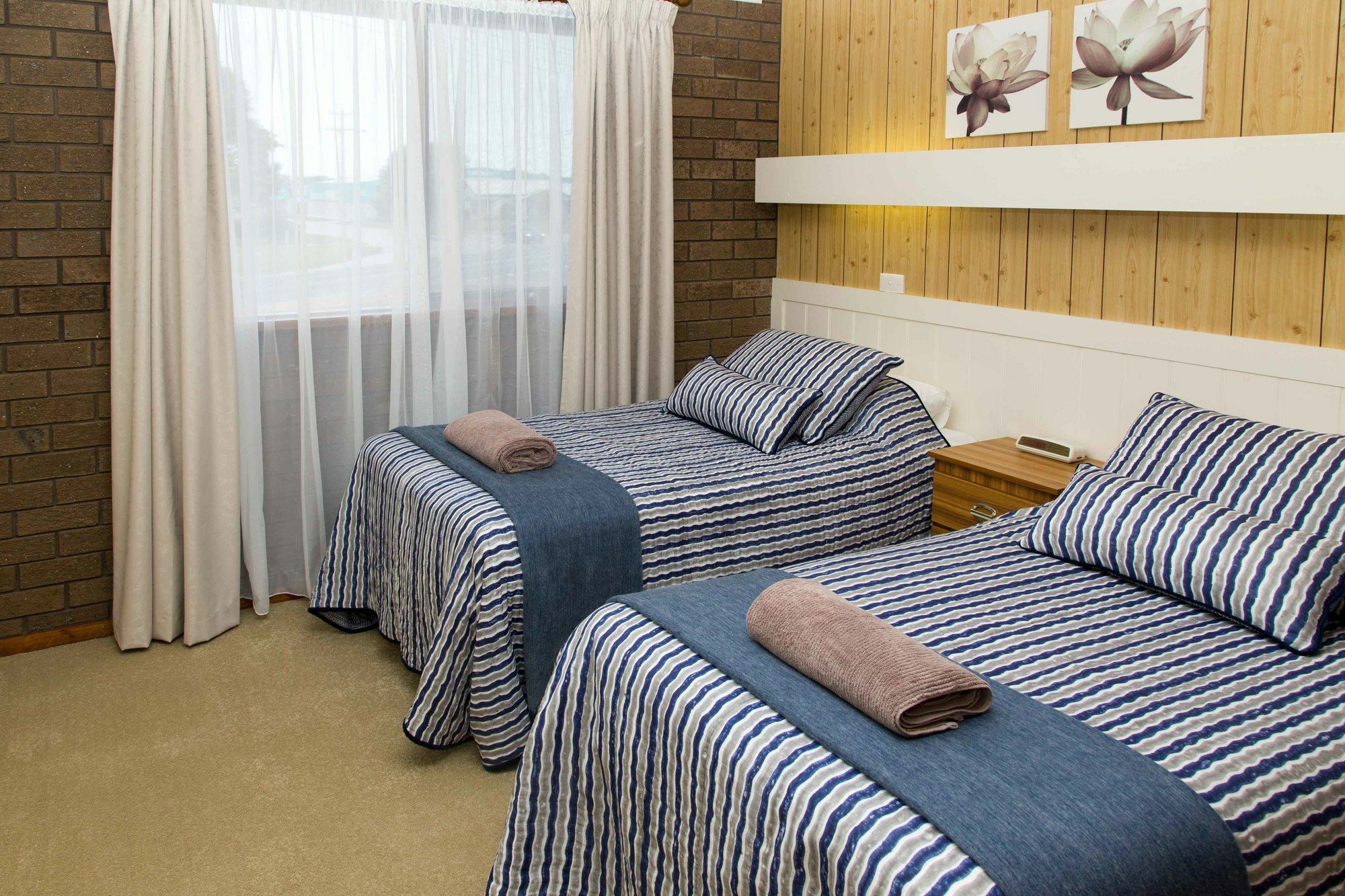 Sandpiper Holiday Apartments Лейкс Ентранс Екстериор снимка